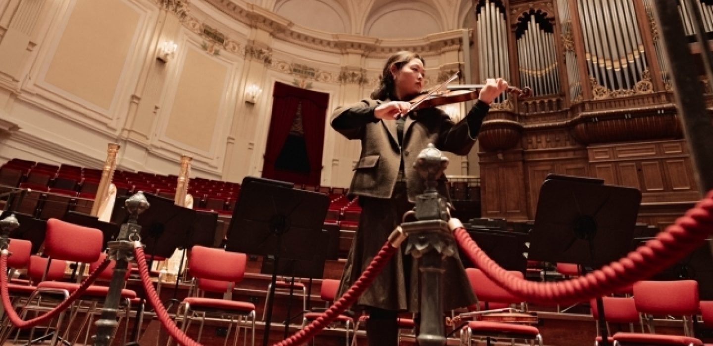 Luistersessie gemma en stoelen sjabl3 milagro elstak