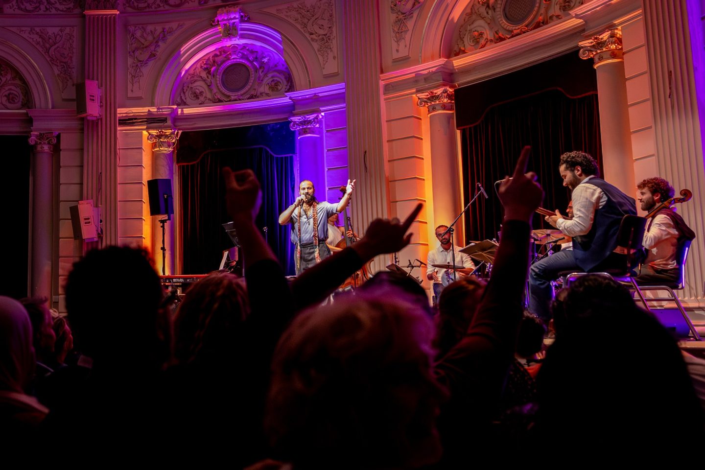 Currents – Van Damascus tot de Dam