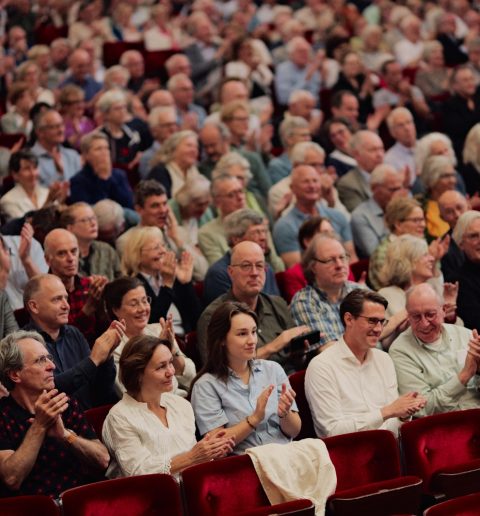 Zaal met Concertvrienden