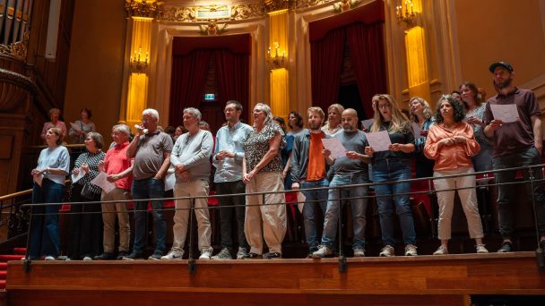 Popup choir 10