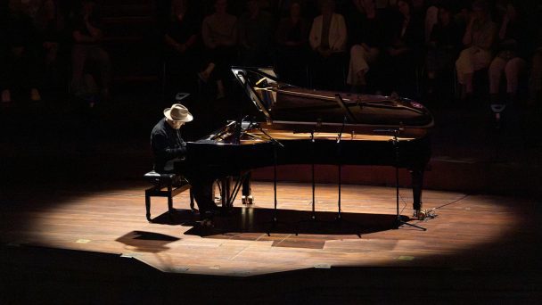 Jpeg optimizer Ludovico Eunaudi Concertgebouw Amsterdam 20260421 Jan Rijk 4 I3 A3557