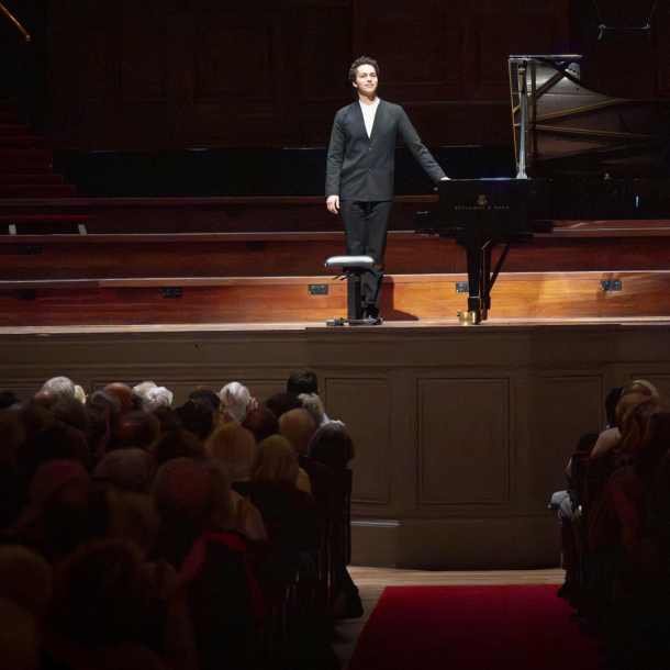 N Ikola header C Simon van Boxtel