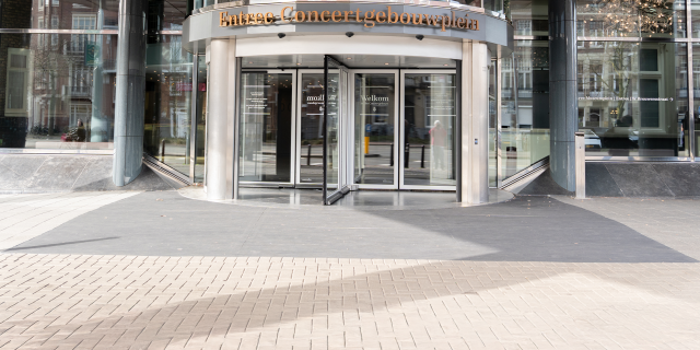 Entree Cocnertgebouwplein header