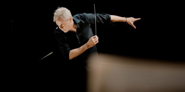 Maandagserie Hannu Lintu c Marco Borggreve