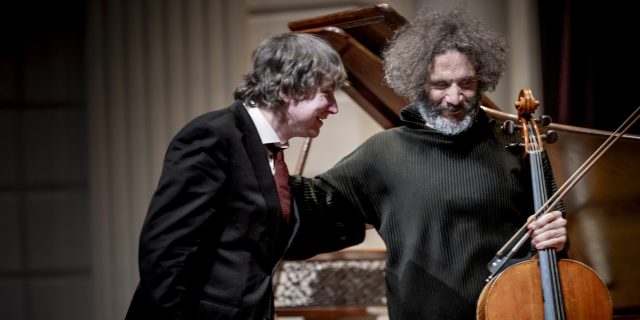 Nicolas Altstaedt Aylen Pritchin en Maxim Emelyanychev Schumann c Simon van Boxtel