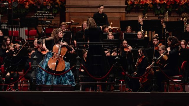 Concertgebouworkest Young met Sjostakovitsj en Elgar Milagro Elstak