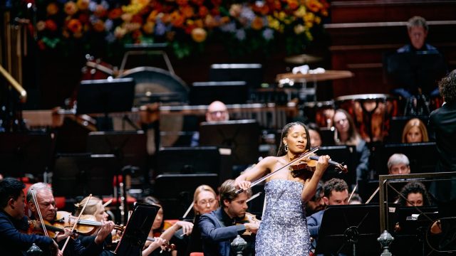 Rachmaninoffs Symfonische dansen en Vioolconcert van Coleridge Taylor Eduardus Lee