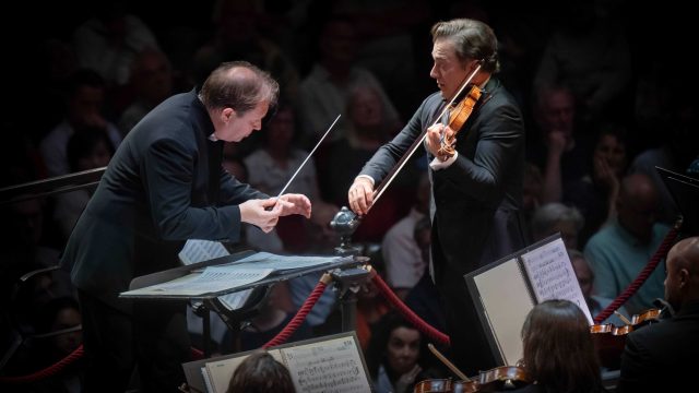Renaud Capuçon Barcelona Symphony Orchestra Simon van Boxtel