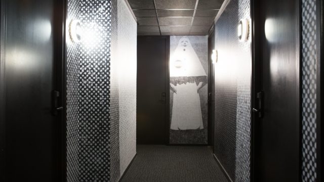 Volkshotel Hall web 1 HR