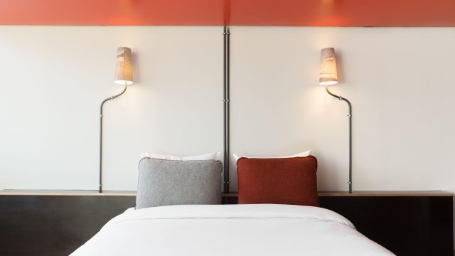 Volkshotel Standard rooms L web 2 HR