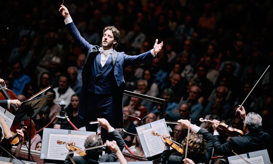 Zaterdagserie 1 Viotti c Eduardus Lee