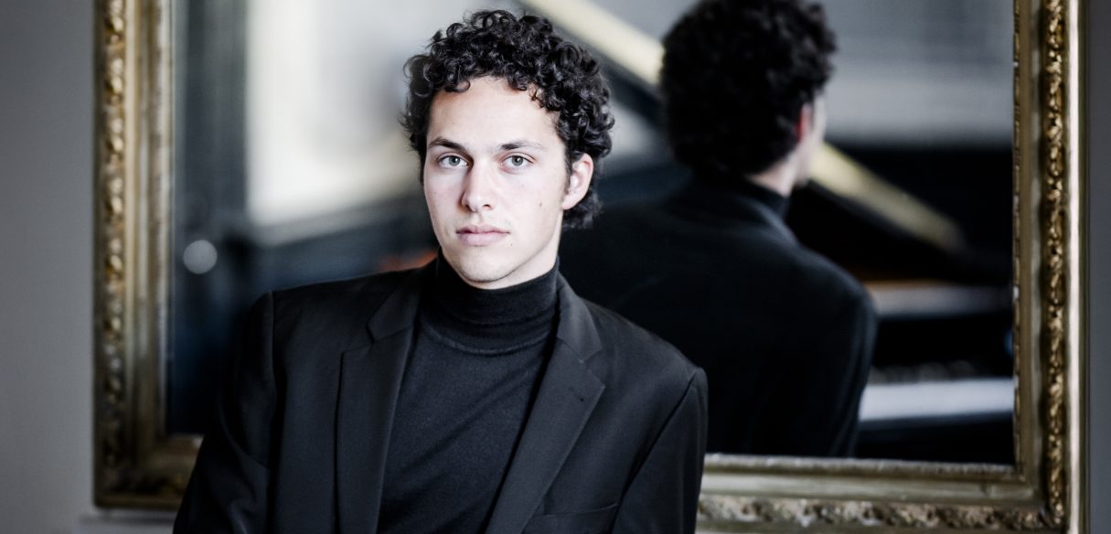 Nikola Meeuwsen