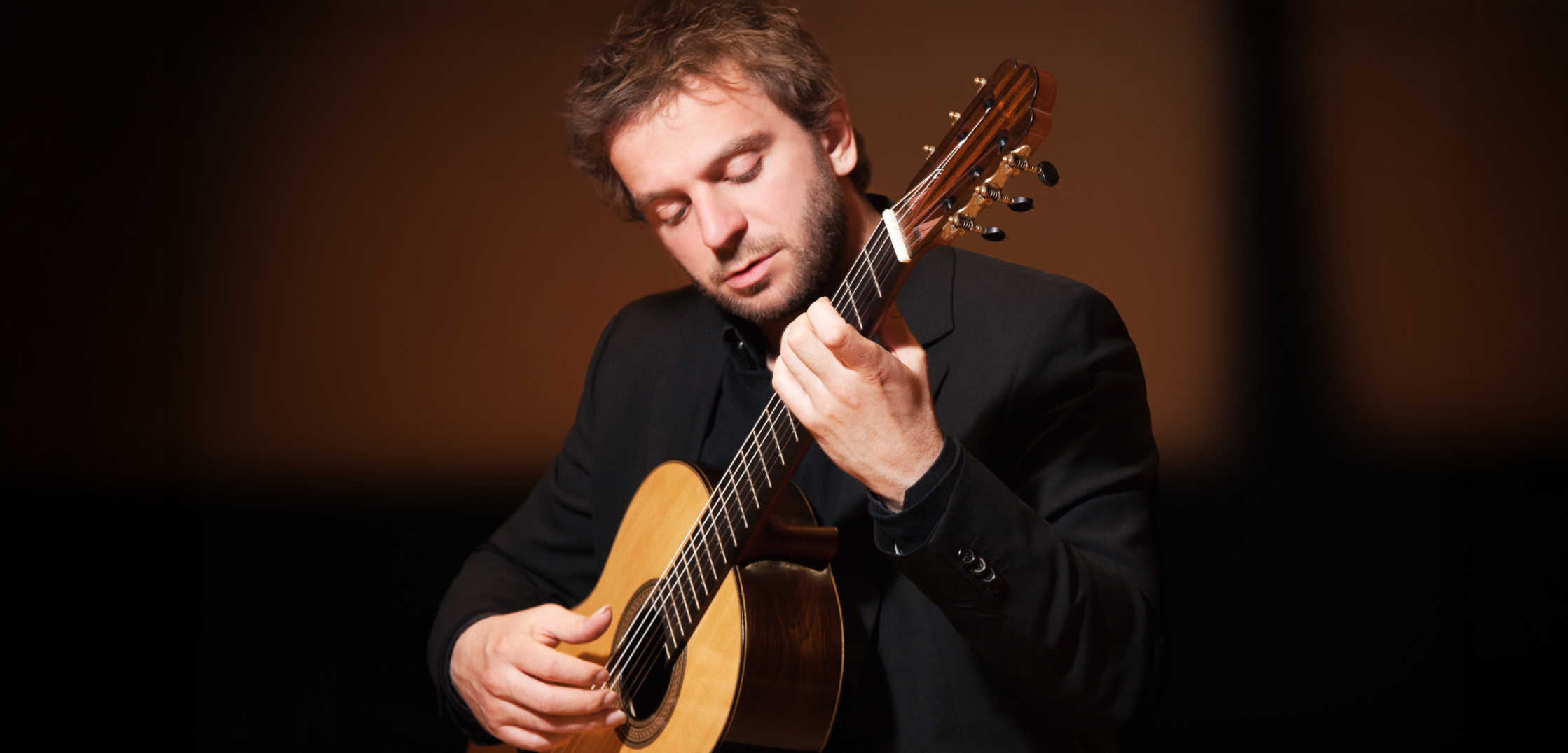 Meesters op de gitaar: Marcin Dylla met Spaans-Mexicaans programma