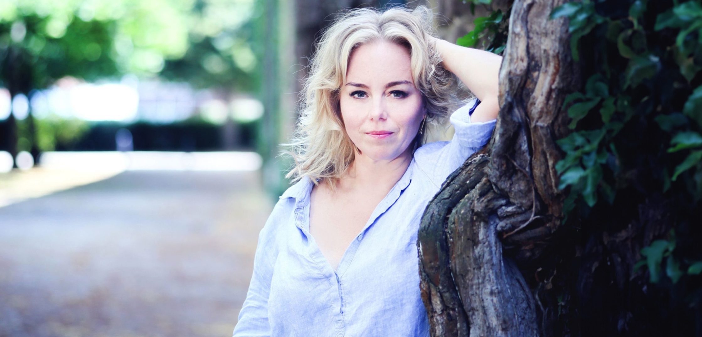 Liszt's Legende von der heiligen Elisabeth - Concertgebouw - English