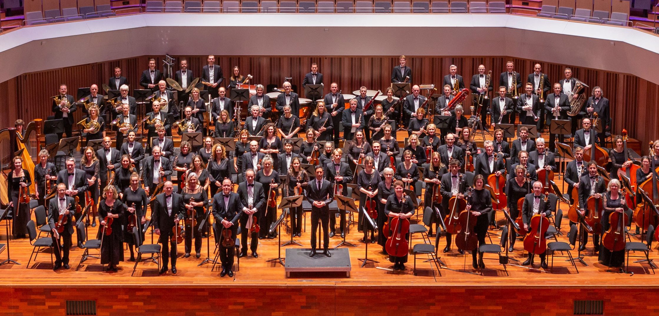 Philips Symfonie Orkest and Akari Bastiaens: Grieg's Piano Concerto
