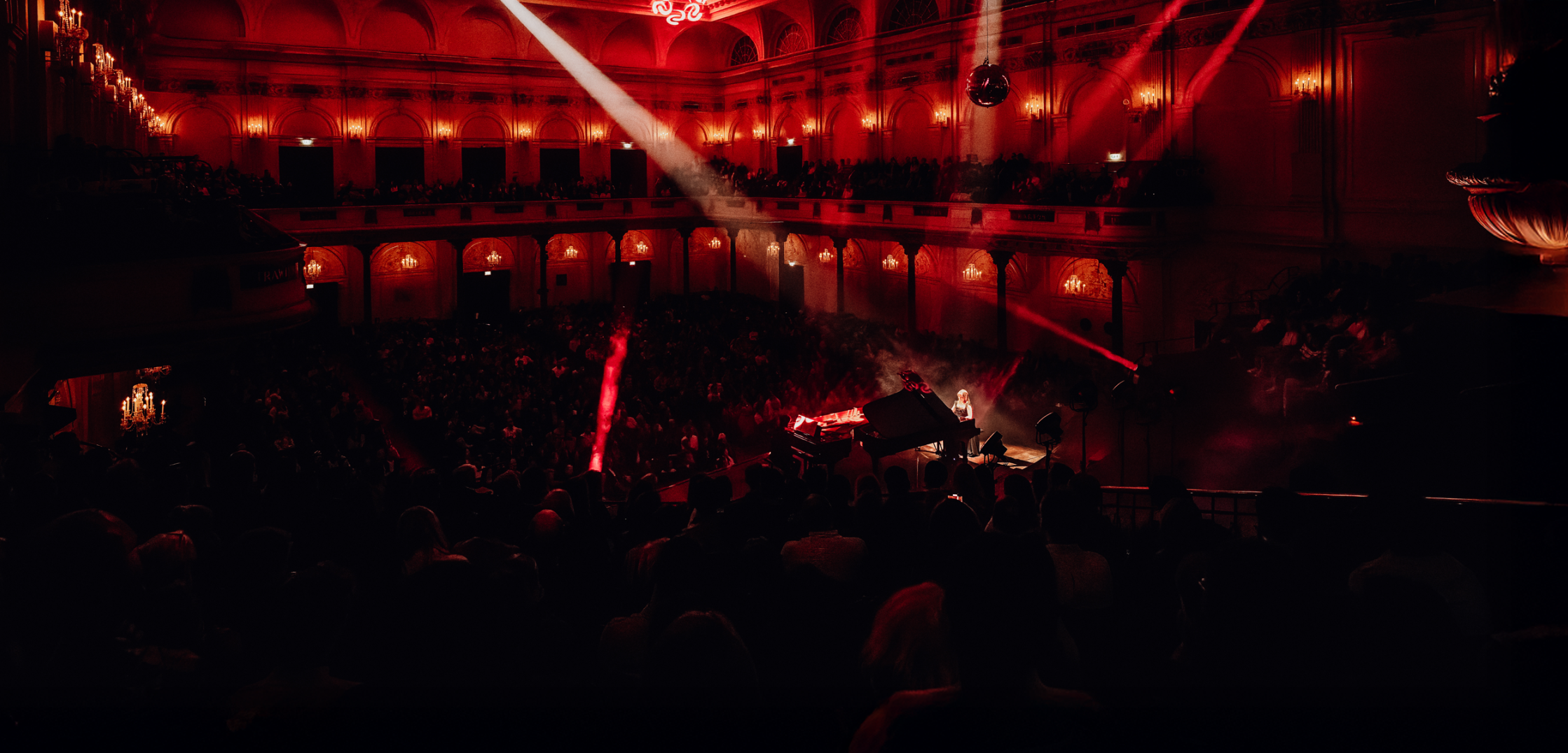Piano Nights: De mooiste pianomuziek met Helena Basilova en Hannes Minnaar