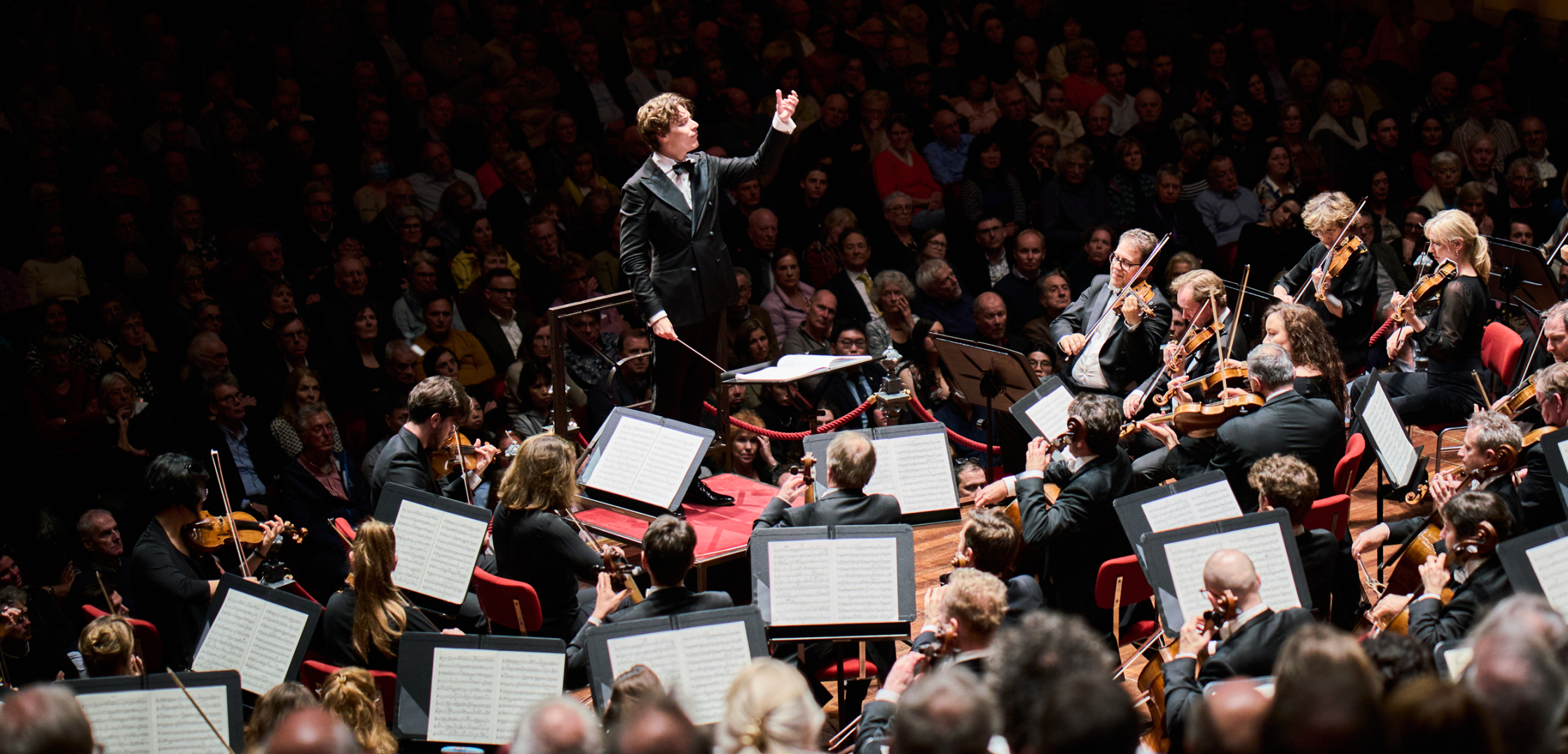 Klaus Mäkela dirigeert Mahler 7 bij het Concertgebouworkest