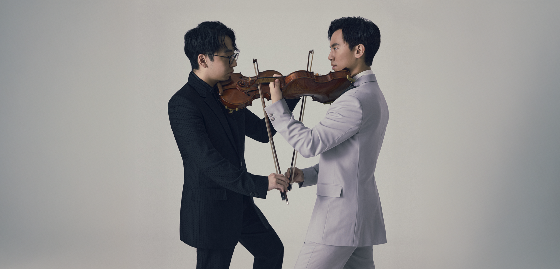 TwoSet Violin World Tour: Sacrilegious Games - Concertgebouw - English