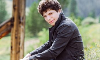 Augustin Hadelich c Suxiao Yang