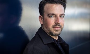 James Gaffigan c Vera Hartmann