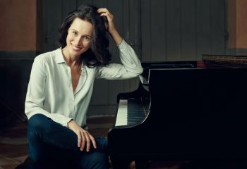 Irina Lankova Main Anoush Abra