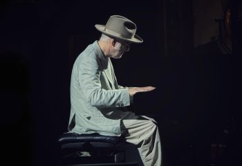 Ludovico Einaudi c NB