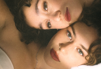Lumi Press Shot web