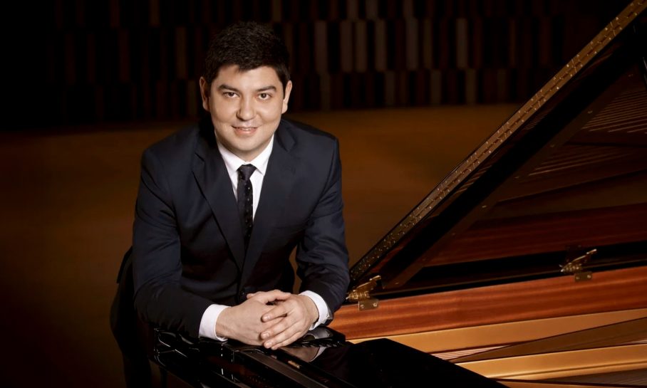 Rachmaninoffs Pianoconcert nr. 3 met Behzod Abduraimov