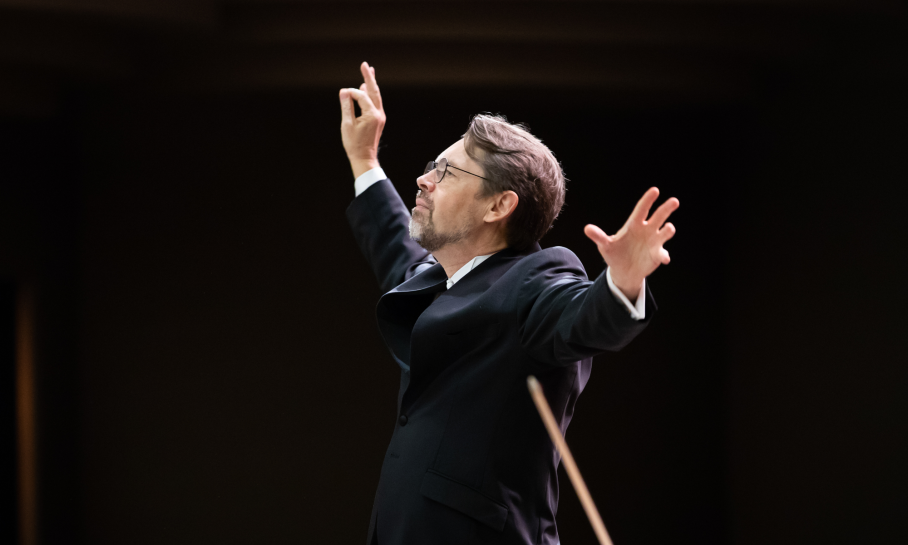 Andrey Boreyko Image courtesy of Artis Naples Home of The Baker Museum Naples Philharmonic