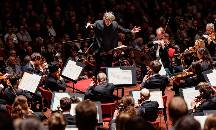 Concertgebouworkest Emelyanychev © Veerle Bastiaanssen
