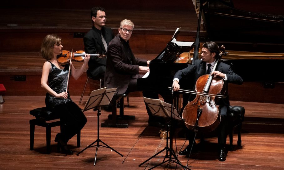 Jean Yves Thibaudet Lisa Batiashvili Gautier Capuçon 1 Simonvan Boxte webl